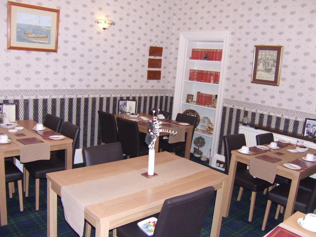 The Richmond Guest House Ayr Ngoại thất bức ảnh